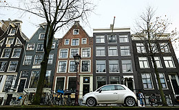 В Амстердаме введут полный запрет на автомобили на дизеле и бензине