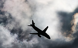 Аварийный самолет в "Шереметьево" потушили