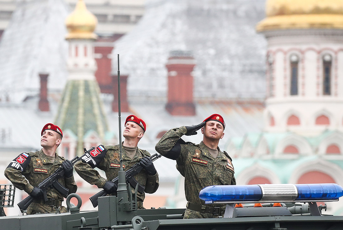 Парад военно москва