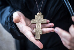 Патриарх лишил сана игумена Троице-Сергиевой лавры, ударившего монаха ножом