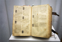 Библию первопечатника Ивана Федорова продадут на аукционе в Петербурге