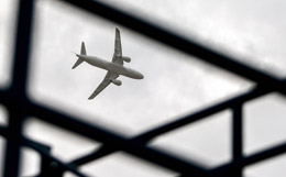 Авиакомпании призвали Минтранс проверить надежность Superjet 100