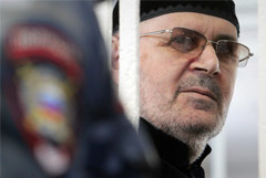Глава чеченского "Мемориала" Титиев освобожден досрочно