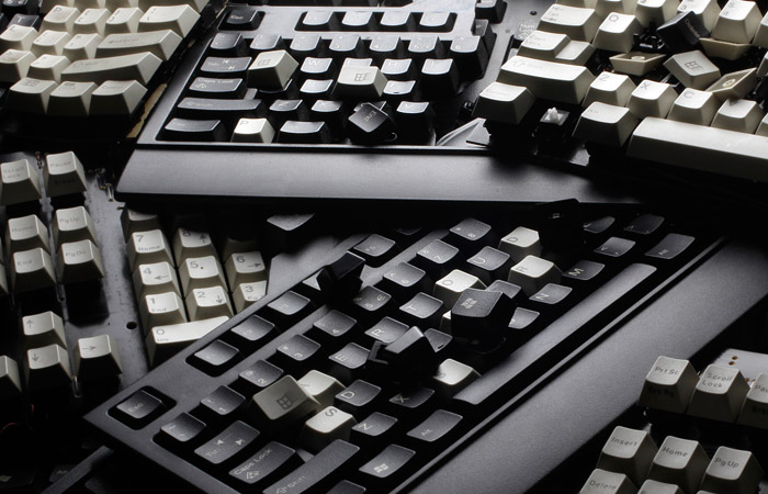 Главред "Сноба" сообщила о разгроме редакции журнала неизвестным