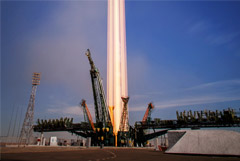 Медведев констатировал срыв "Роскосмосом" контрактов по пилотируемым полетам