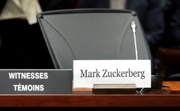 WSJ сообщила, что Цукерберг мог иметь отношение к проблемам Facebook с данными