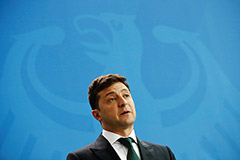 Зеленский призвал отменить на Украине "нафталиновые постсоветские запреты"