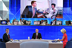 Кремль начал составлять поручения по итогам "Прямой линии" с Путиным