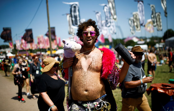 Фестиваль в Гластонбери