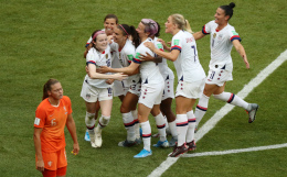 Женская сборная США в четвертый раз выиграла ЧМ по футболу
