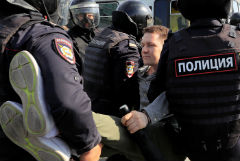 Пять человек попали в больницы в ходе оппозиционной акции в Москве