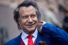 Шилов опроверг сообщения о повреждении картины в его галерее