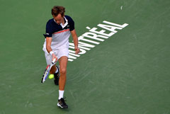 Российский теннисист Медведев впервые стал восьмой ракеткой мира