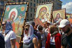 Более 60% россиян назвали себя православными