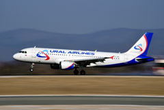 Второй за день самолет "Уральских авиалиний" совершил экстренную посадку