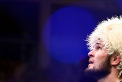 Путин решил лично поздравить Нурмагомедова, защитившего титул чемпиона UFC