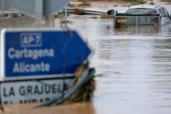 Наводнения на юго-востоке Испании унесли жизни четырех человек