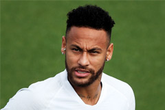 Неймару смягчили наказание за оскорбление судьи