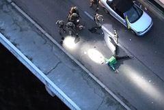 Угрожавшего взрывом на мосту Метро в Киеве решили не обвинять в теракте