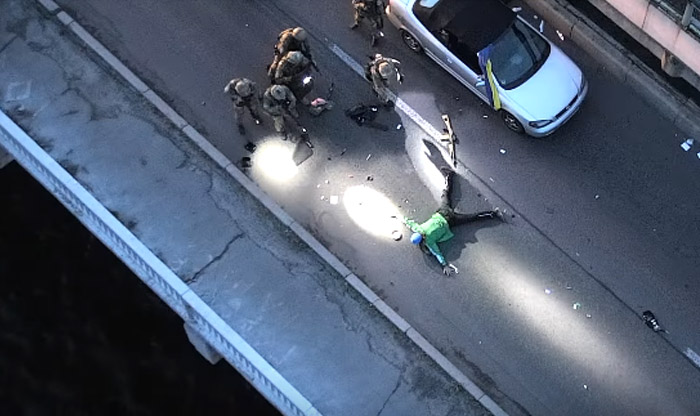 Угрожавшего взрывом на мосту Метро в Киеве решили не обвинять в теракте