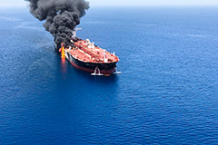На иранском танкере около побережья Саудовской Аравии произошел взрыв