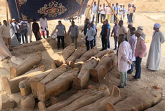 В Луксоре нашли более 20 запечатанных саркофагов