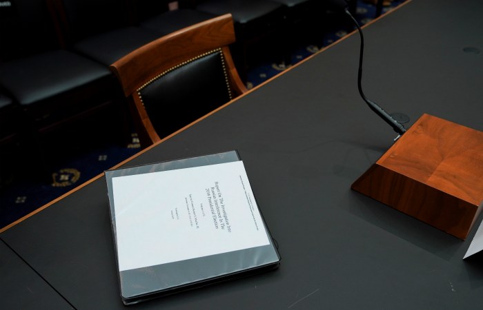 Проверка по расследованию Мюллера переквалифицирована в уголовное дело