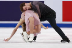 Синицина и Кацалапов стали первыми в танцах на льду на этапе Гран-при в Китае