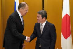 РФ выразила Японии озабоченность в связи с военным союзом Токио и США