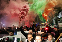 Число задержанных у здания парламента Грузии в Тбилиси достигло 28 человек