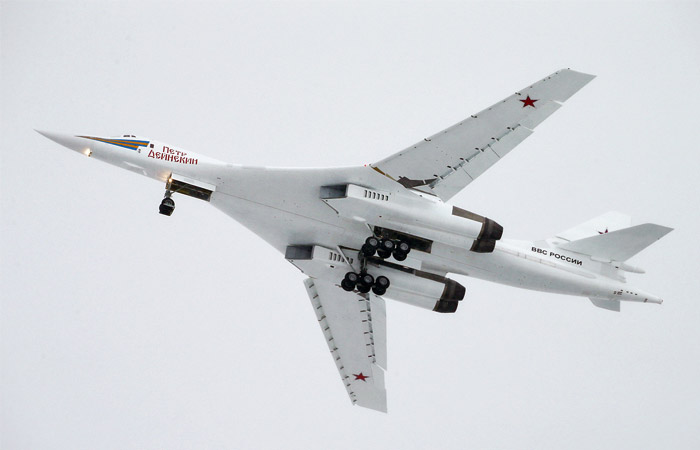 В РФ передали на испытания первый глубоко модернизированный бомбардировщик Ту-160М