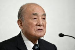 Бывший премьер-министр Японии Накасонэ умер в возрасте 101 года