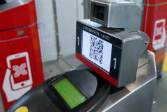 На МЦД начали  закрывать турникеты перед возвращением оплаты