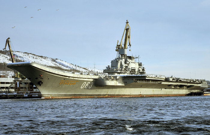 Пожар на "Адмирале Кузнецове"