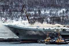 Спасатели нашли тело второго погибшего на "Адмирале Кузнецове"