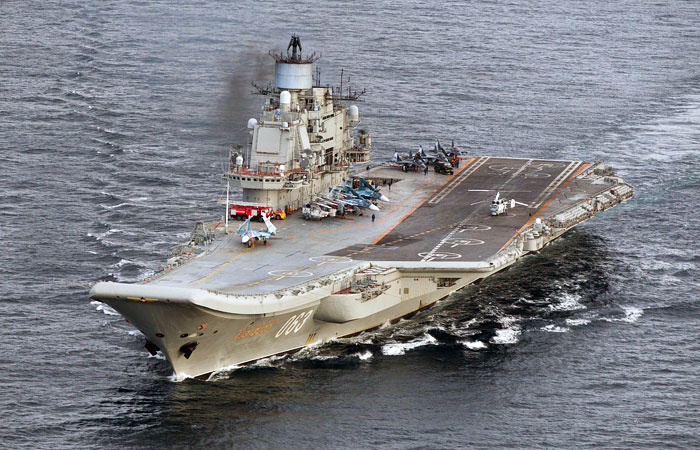 ОСК опровергла ущерб от пожара на "Адмирале Кузнецове", равный его стоимости