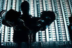 Роспотребнадзор рекомендовал разбавлять крепкий алкоголь водой 1 к 3