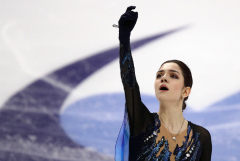 Медведева снялась с чемпионата России по фигурному катанию