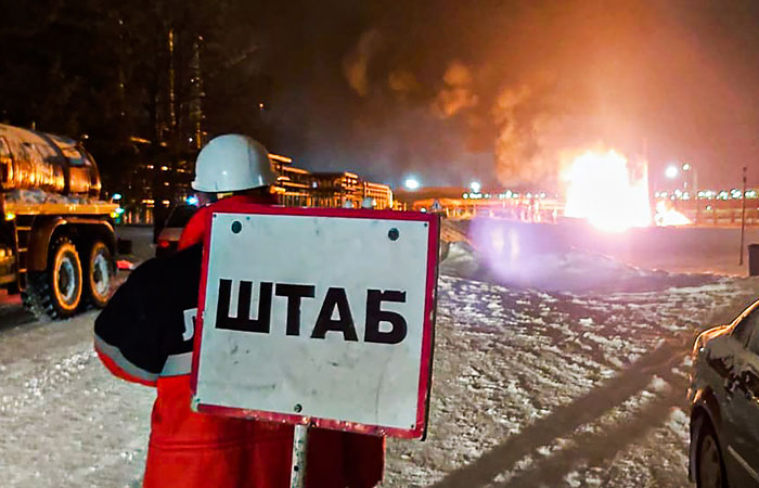 Источник сообщил о двух взрывах на НПЗ "Лукойла" в Коми