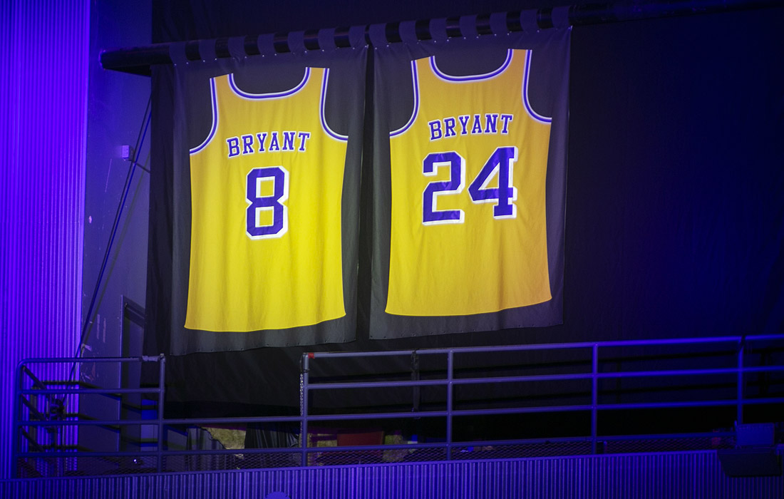 Акция в память о баскетболисте Коби Брайанте прошла перед матчем НБА между "Лос-Анджелес Клипперс" и "Сакраменто Кингз"