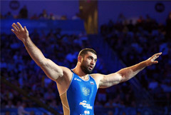 Бронзовый призер ОИ-2012 по вольной борьбе Махов попался на допинге