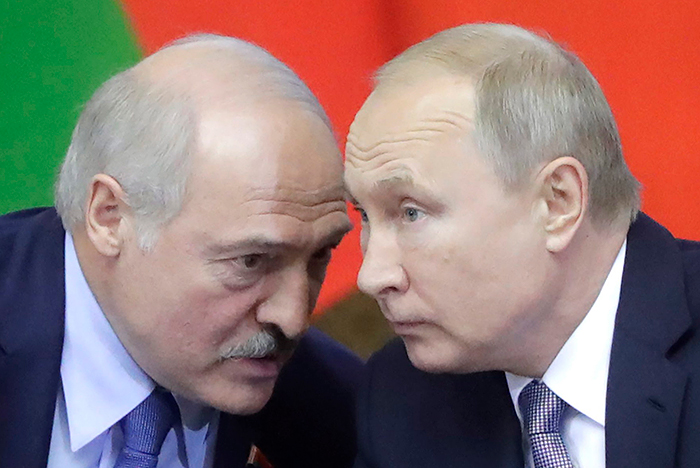 Лукашенко рассказал, о чем беседовал с Путиным на переговорах тет-а-тет в Сочи