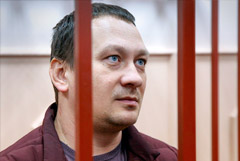 Обвиняемый по делу Голунова полицейский дал показания против своего начальника