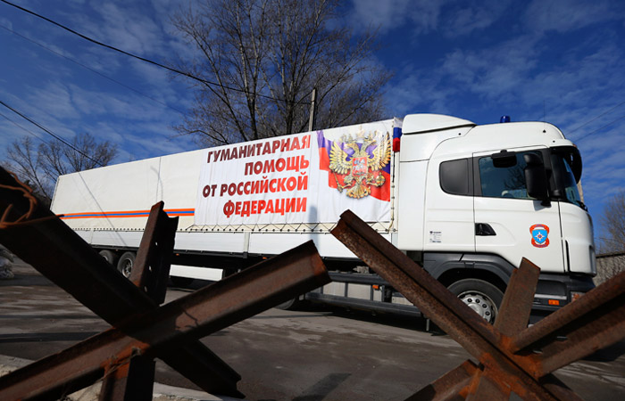 Лондон призвал Москву прекратить отправку гуманитарных конвоев в Донбасс
