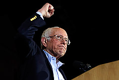 Берни Сандерс одержал победу на кокусах Демократической партии в Неваде