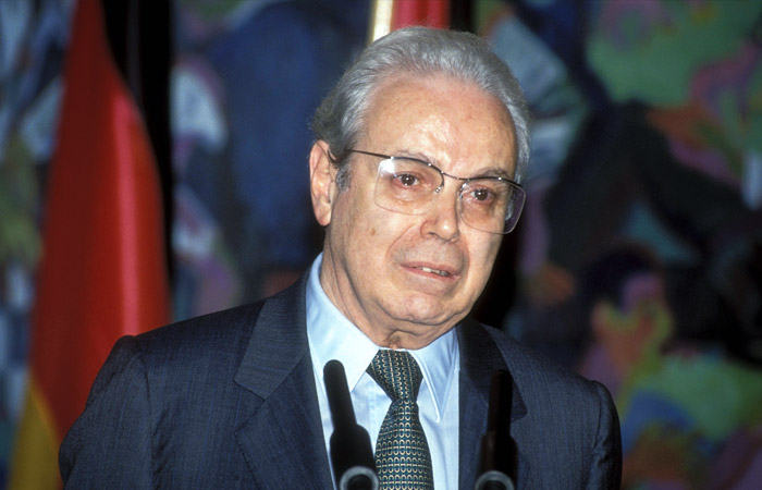 Умер бывший генсек ООН Перес де Куэльяр