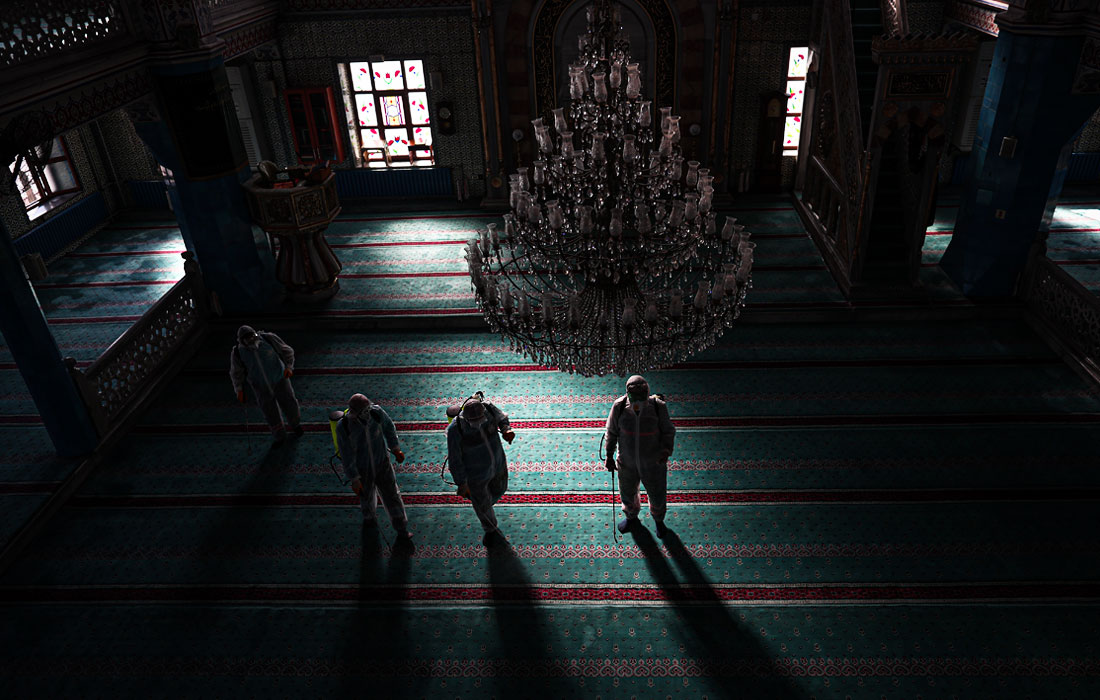 В Стамбуле проводят дезинфекцию общественных мест после обнаружения первого случая заражения коронавирусом в Турции