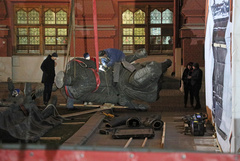 Копию памятника Жукову убрали с Манежной площади в Москве