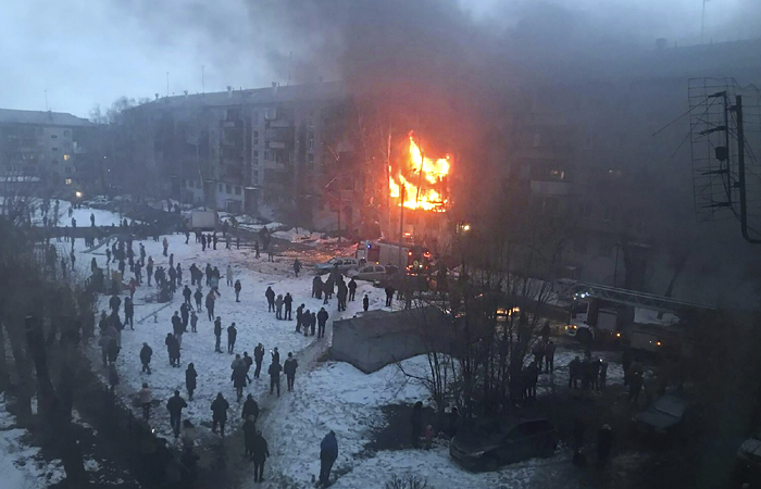 При взрыве газа в доме в Магнитогорске погибли два человека