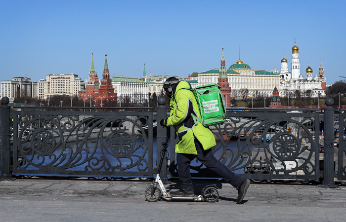 В Москве резко выросло число желающих стать курьером